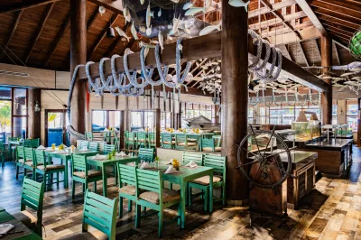 https://www.palmarbeachresortandspa.com/galleries/Restaurants/La casona.webp